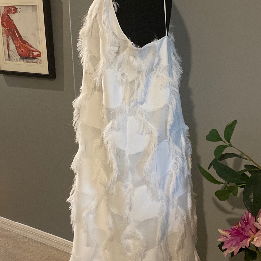 ZARA WHITE “Feather” DRESS - Picture 4 of 5